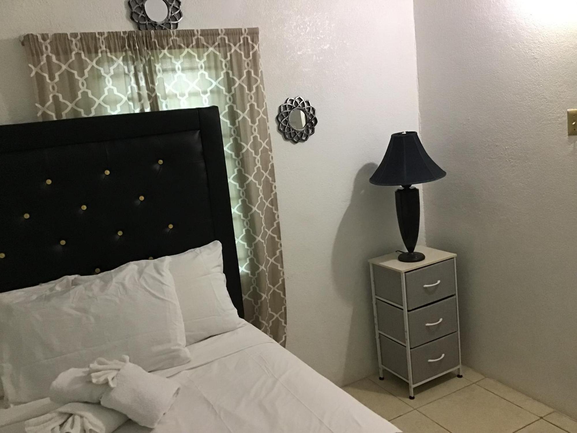Apartment A Taste Of Jamaica Lavern's Place *