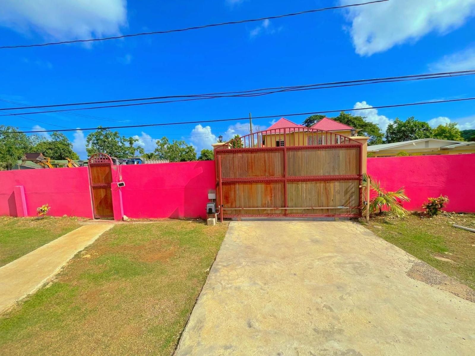 Appartamento A Taste Of Jamaica Lavern's Place Ocho Rios