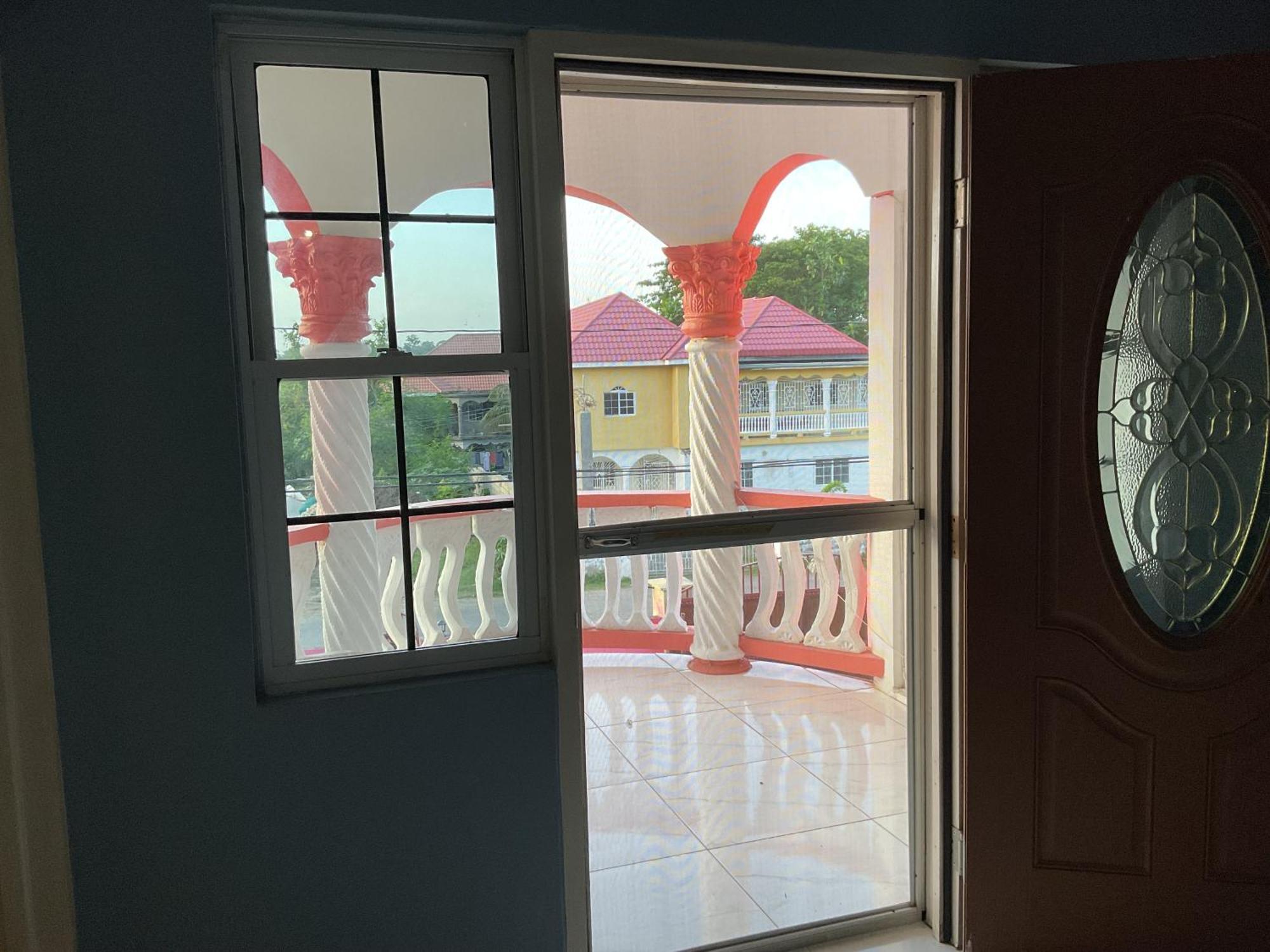 A Taste Of Jamaica Lavern's Place *